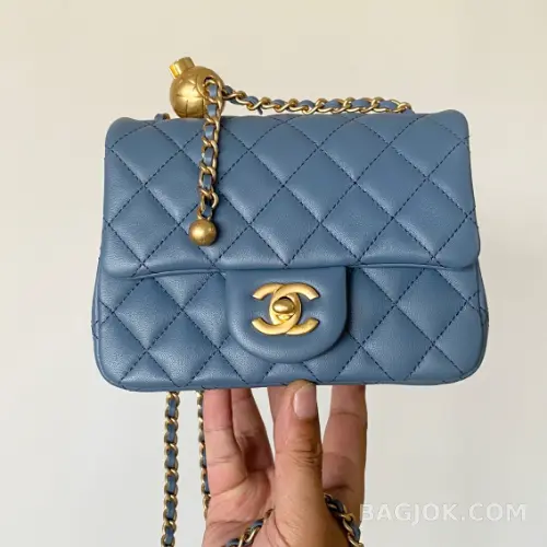 샤넬 Chanel 클래식 골드볼 플랩백 쁘띠삭 상세 이미지