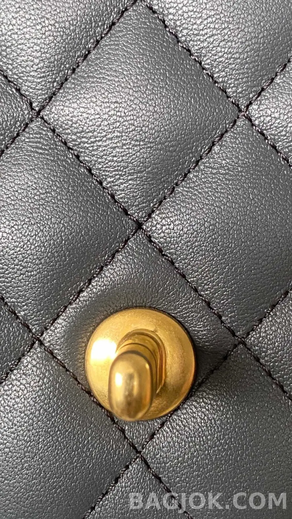 샤넬 Chanel 클래식 골드볼 플랩백 쁘띠삭 상세 이미지
