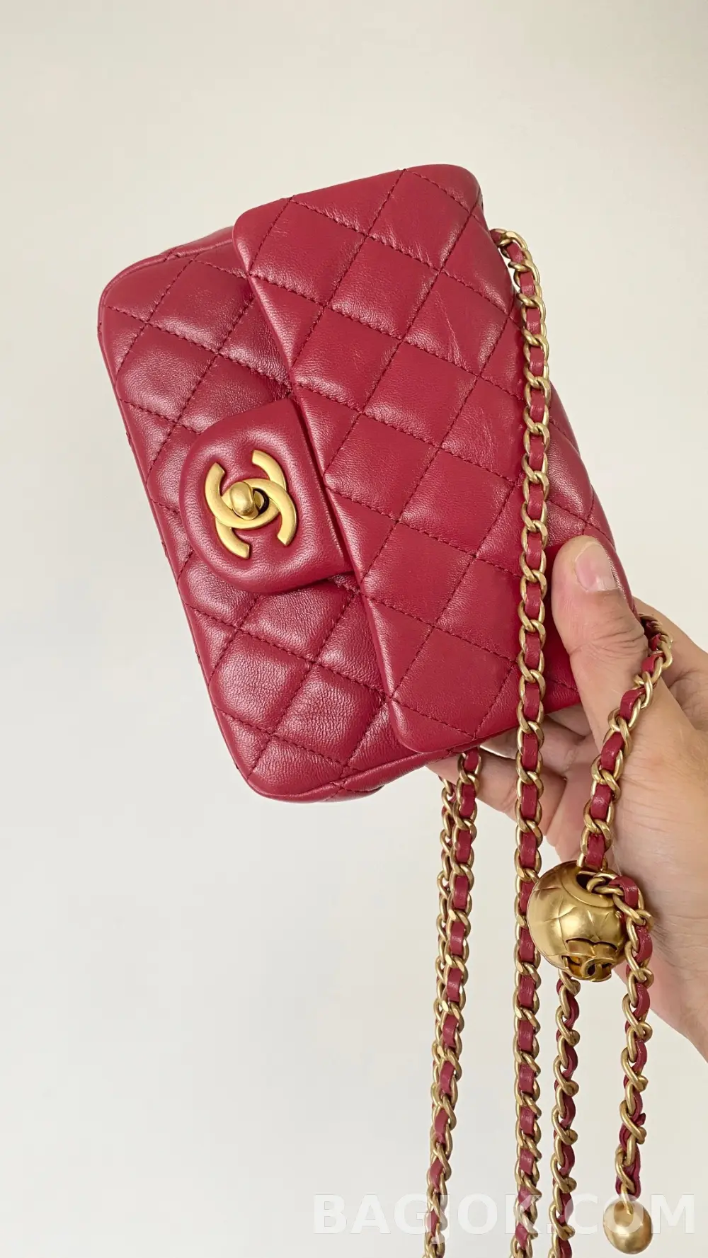 샤넬 Chanel 클래식 골드볼 플랩백 쁘띠삭 상세 이미지