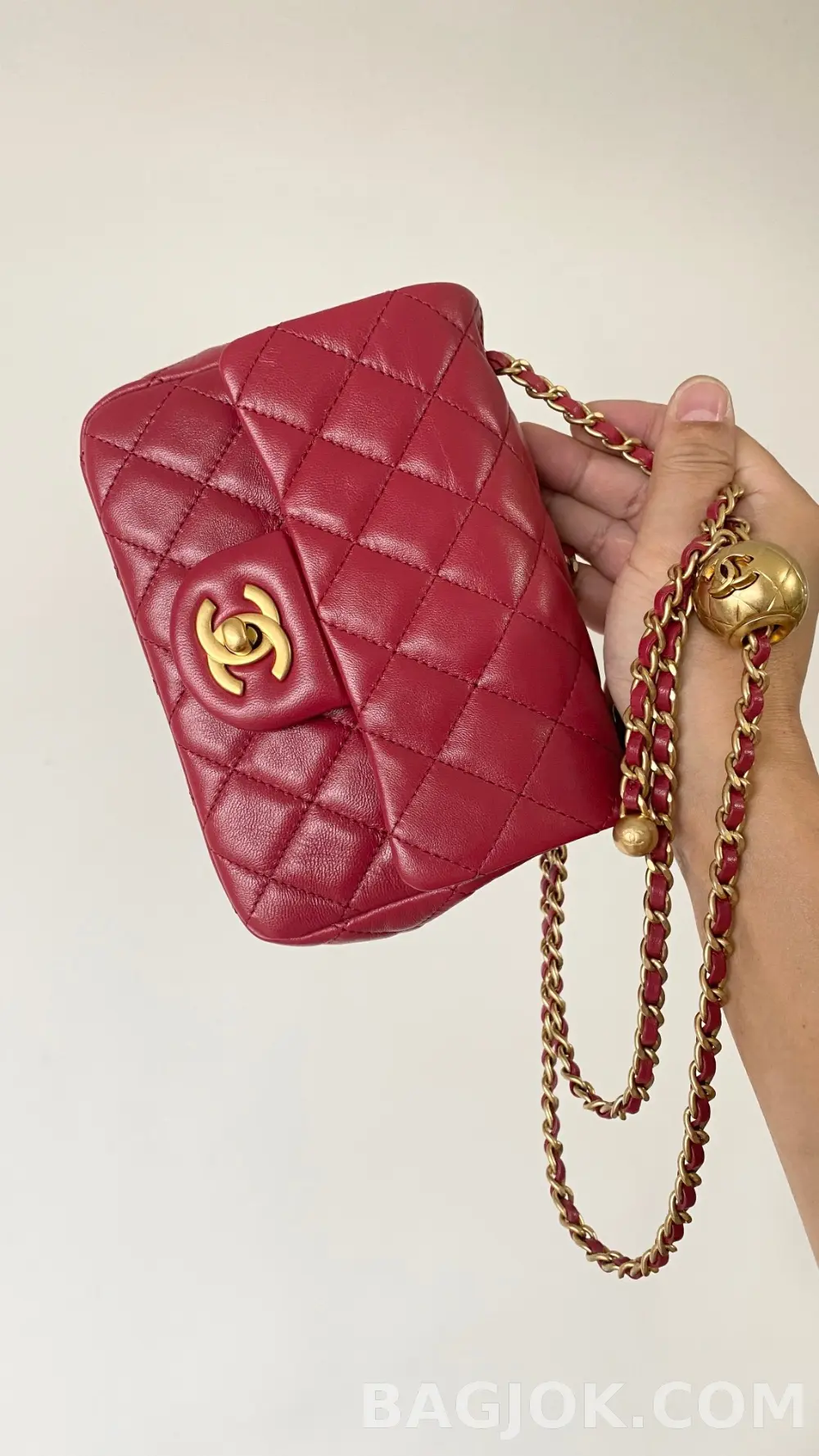 샤넬 Chanel 클래식 골드볼 플랩백 쁘띠삭 상세 이미지