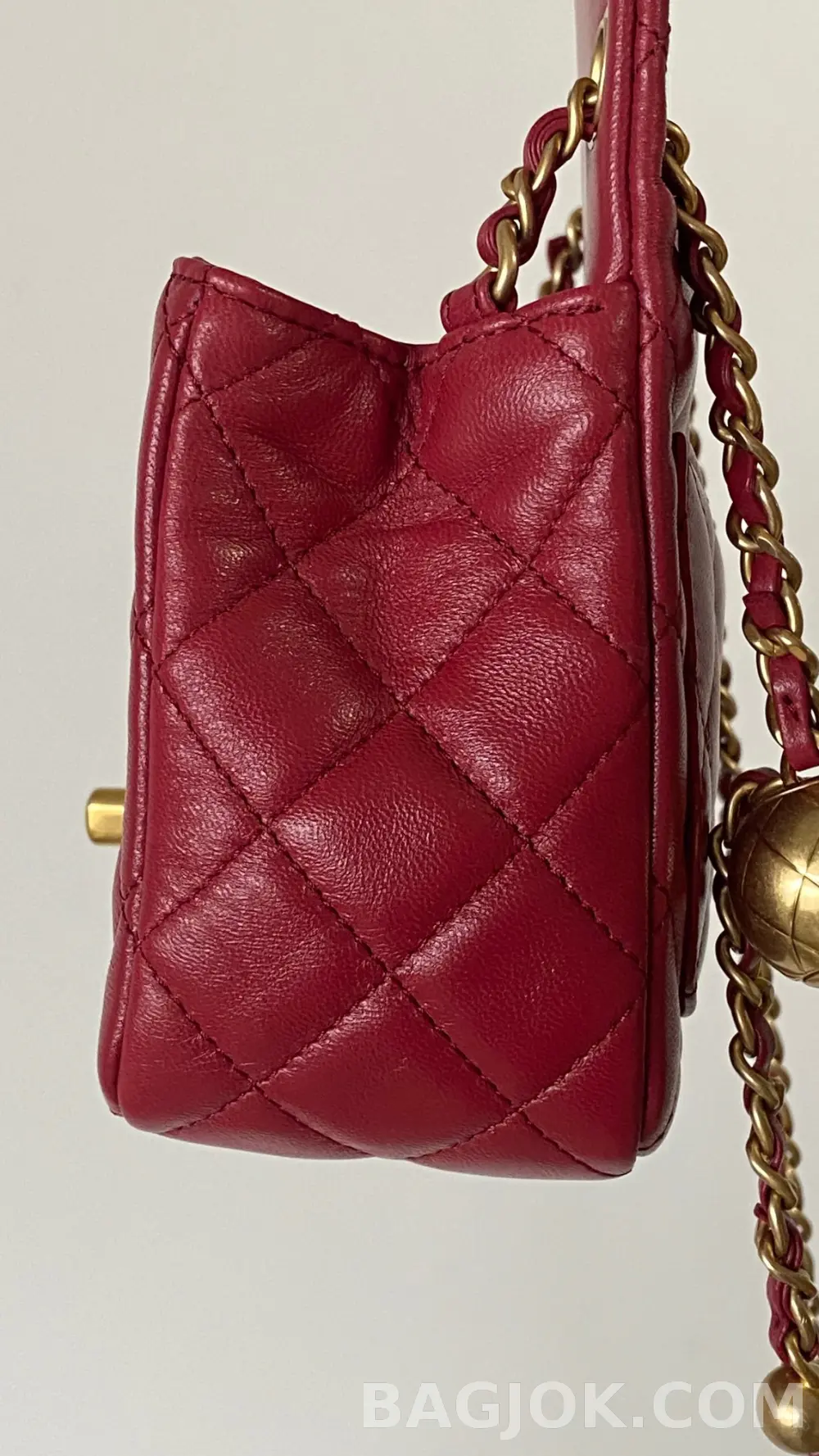샤넬 Chanel 클래식 골드볼 플랩백 쁘띠삭 상세 이미지