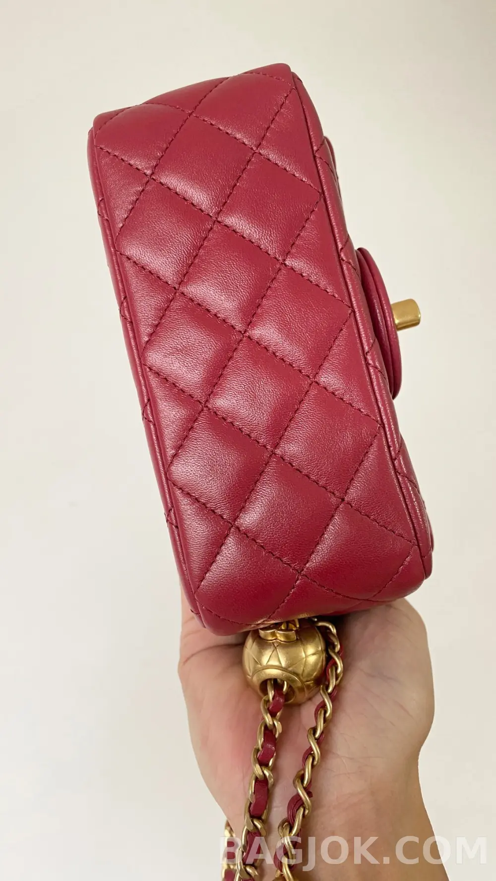 샤넬 Chanel 클래식 골드볼 플랩백 쁘띠삭 상세 이미지