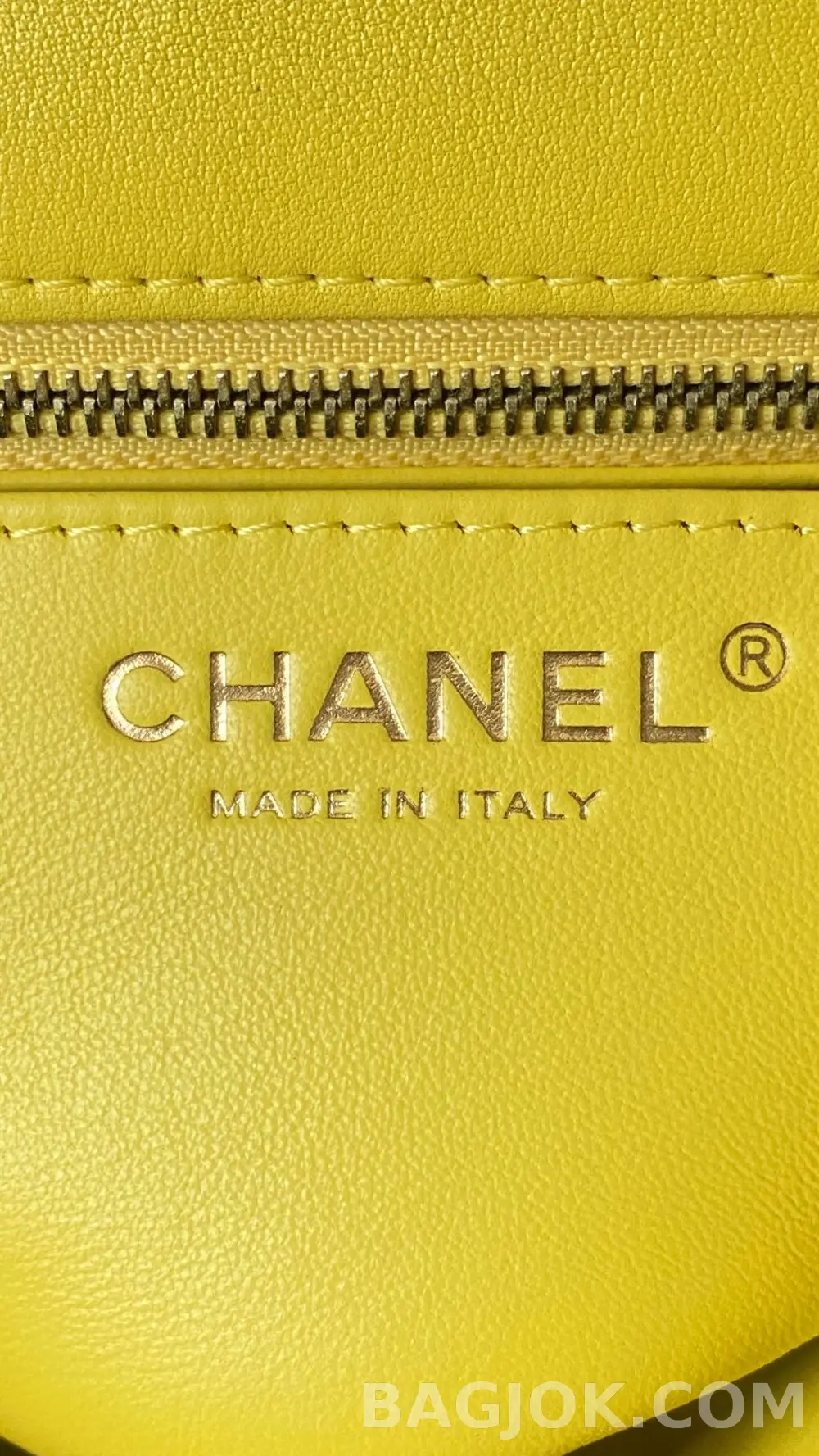 샤넬 Chanel 클래식 골드볼 플랩백 쁘띠삭 ver.2 상세 이미지
