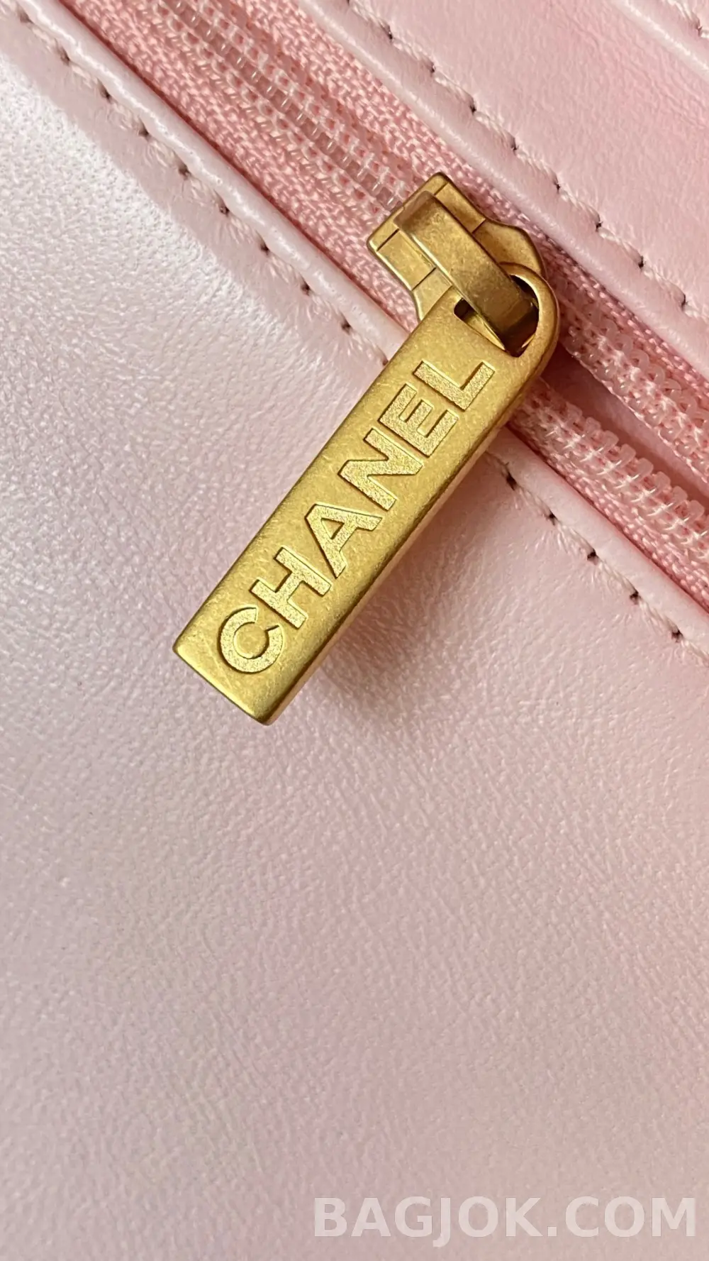 샤넬 Chanel 클래식 골드볼 플랩백 쁘띠삭 ver.2 상세 이미지