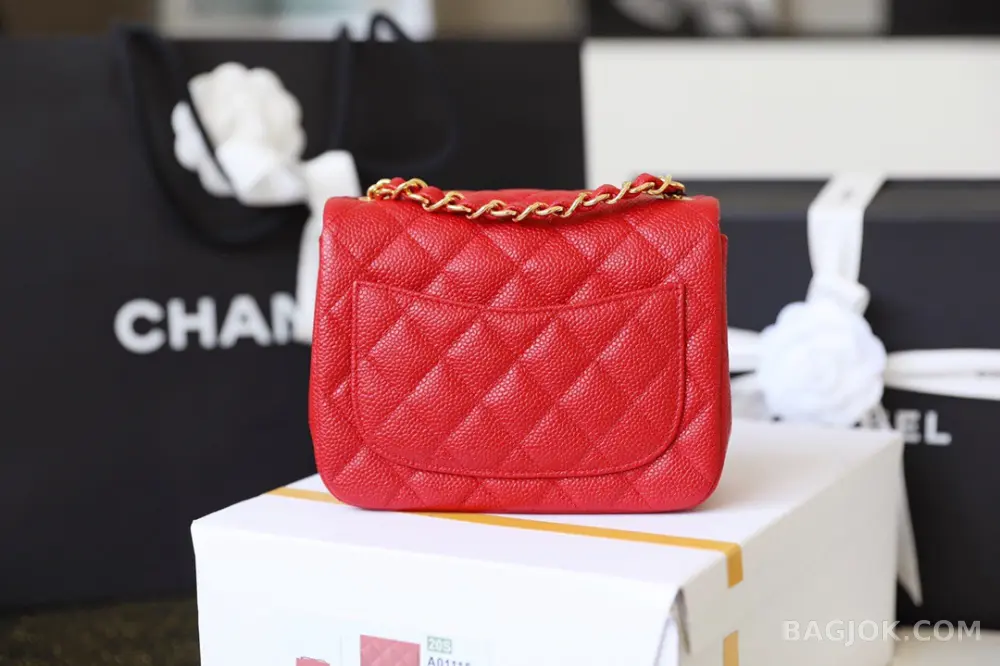 샤넬 Chanel 클래식 골드볼 플랩백 쁘띠삭 ver.2 상세 이미지