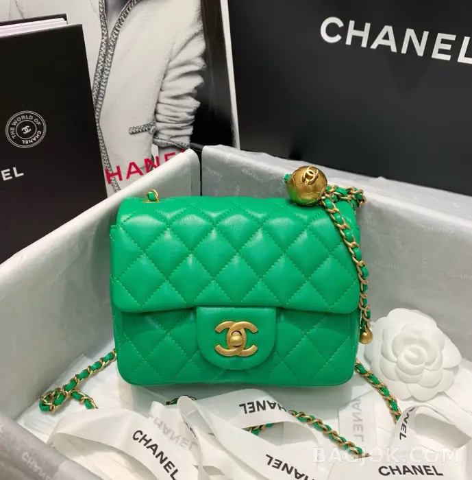 샤넬 Chanel 클래식 골드볼 플랩백 쁘띠삭 ver.2 상세 이미지