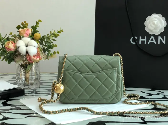 샤넬 Chanel 클래식 골드볼 플랩백 쁘띠삭 ver.2 상세 이미지