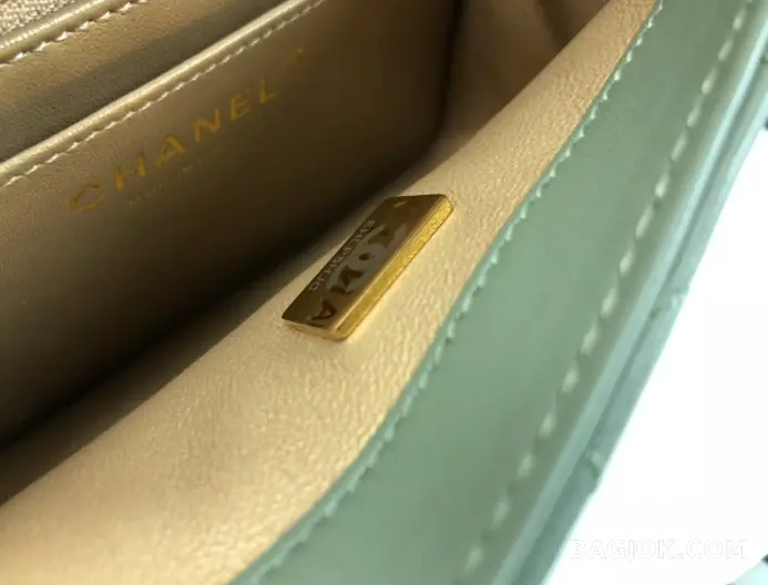 샤넬 Chanel 클래식 골드볼 플랩백 쁘띠삭 ver.2 상세 이미지