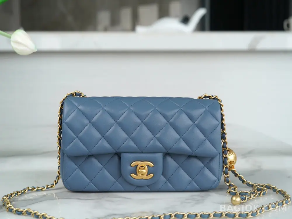 샤넬 Chanel 클래식 골드볼 뉴미니 플랩백 ver.1 상세 이미지