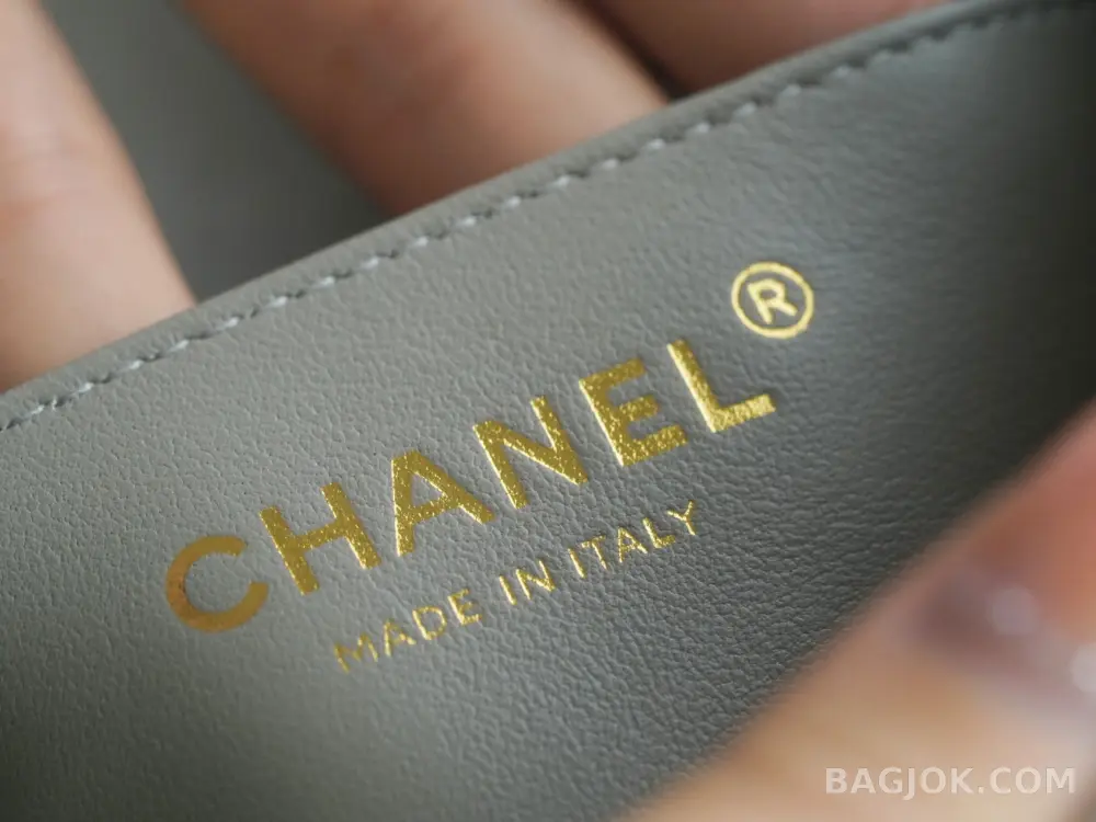 샤넬 Chanel 클래식 골드볼 뉴미니 플랩백 ver.1 상세 이미지