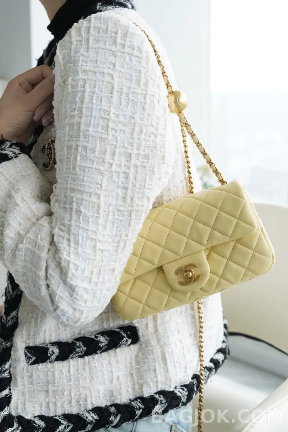 샤넬 Chanel 클래식 골드볼 뉴미니 플랩백 ver.1 상세 이미지