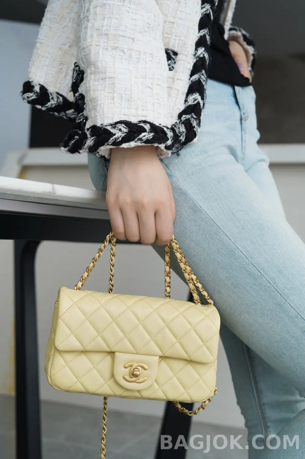 샤넬 Chanel 클래식 골드볼 뉴미니 플랩백 ver.1 상세 이미지