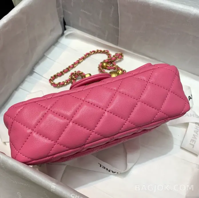 샤넬 Chanel 클래식 골드볼 뉴미니 플랩백 ver.2 상세 이미지