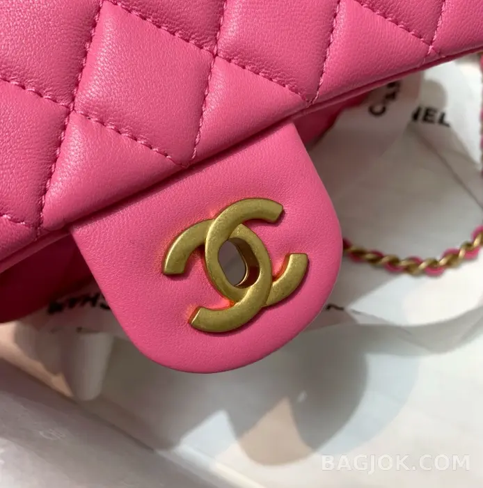 샤넬 Chanel 클래식 골드볼 뉴미니 플랩백 ver.2 상세 이미지