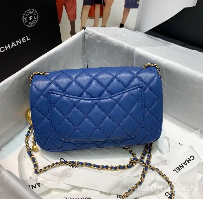 샤넬 Chanel 클래식 골드볼 뉴미니 플랩백 ver.2 상세 이미지