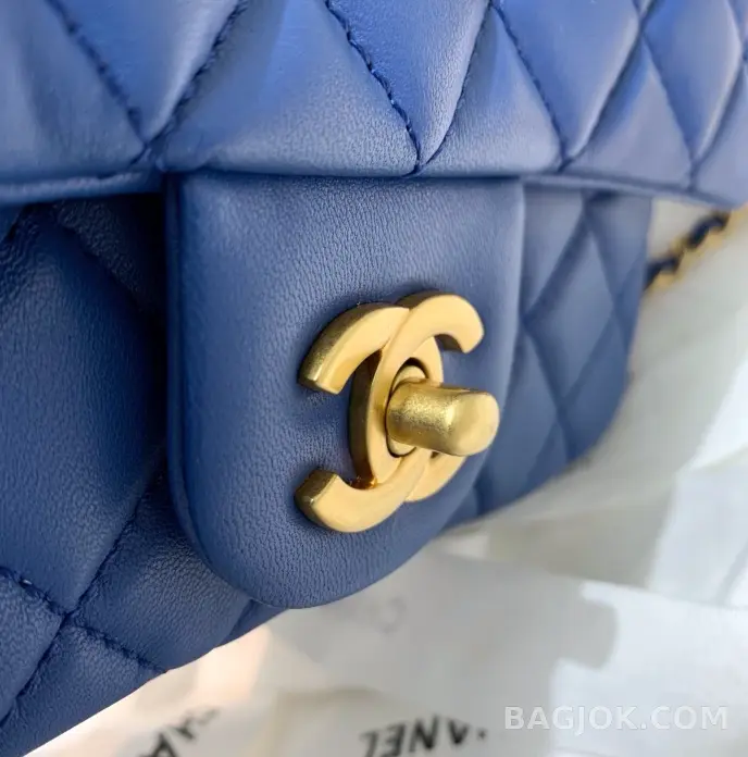 샤넬 Chanel 클래식 골드볼 뉴미니 플랩백 ver.2 상세 이미지