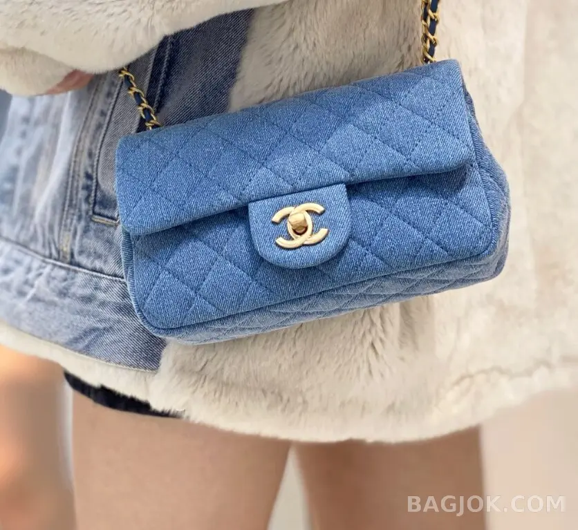 샤넬 Chanel 클래식 골드볼 뉴미니 플랩백 ver.2 상세 이미지