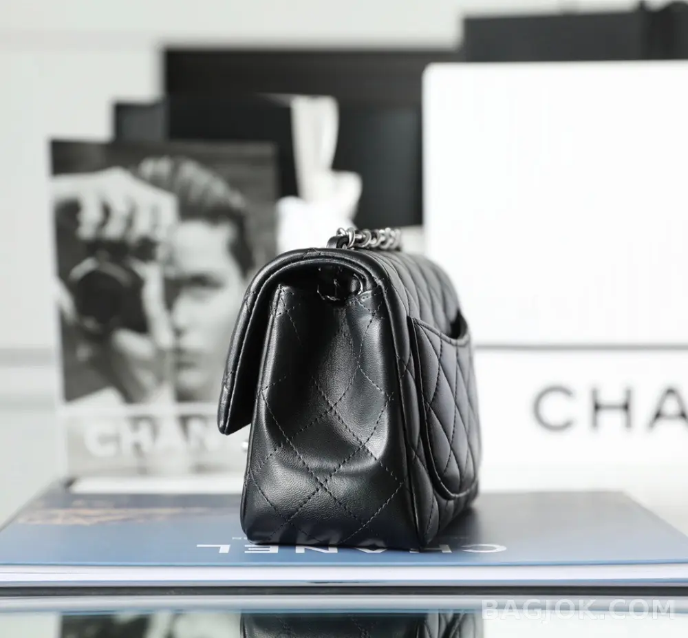 샤넬 Chanel 쁘띠삭 클래식 플랩백 램스킨 ver.1 상세 이미지