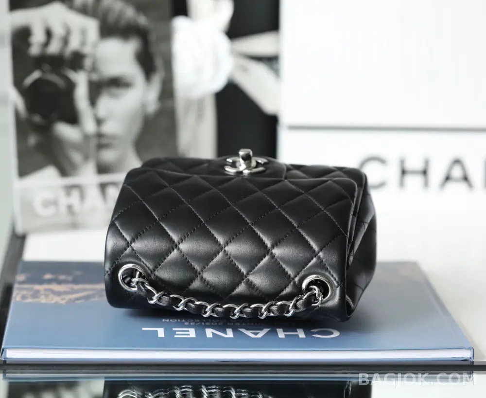 샤넬 Chanel 쁘띠삭 클래식 플랩백 램스킨 ver.1 상세 이미지