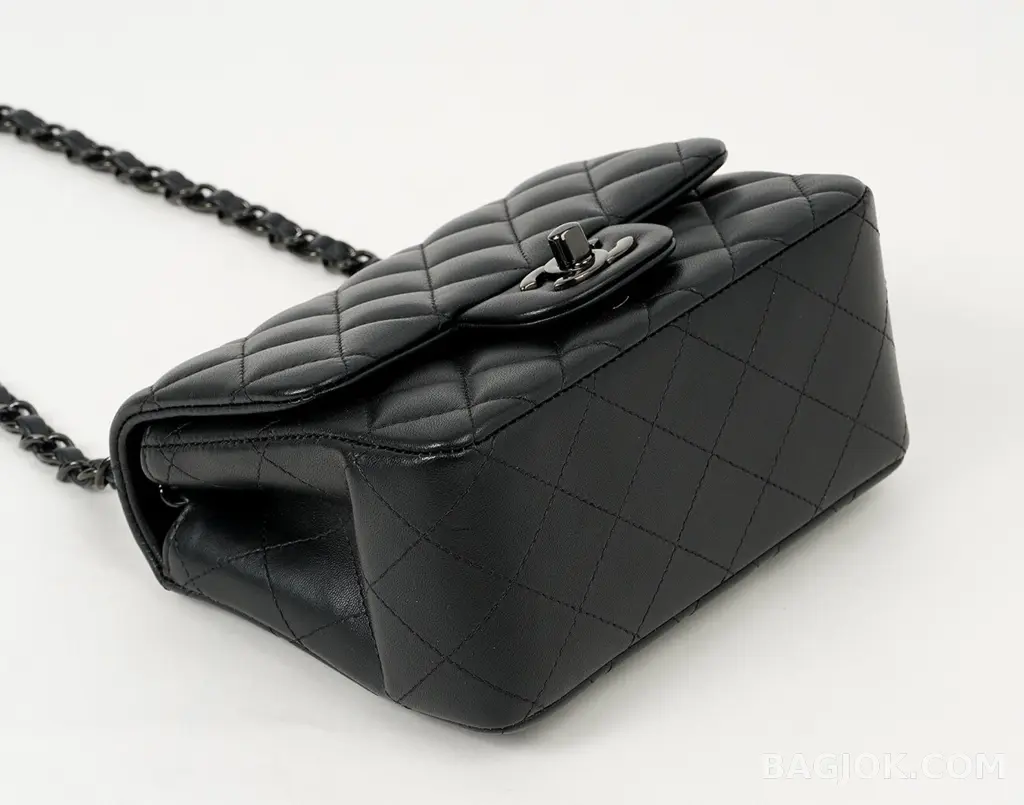 샤넬 Chanel 쁘띠삭 클래식 플랩백 램스킨 ver.1 상세 이미지