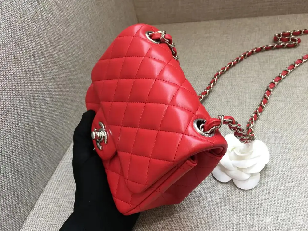 샤넬 Chanel 쁘띠삭 클래식 플랩백 램스킨 ver.1 상세 이미지