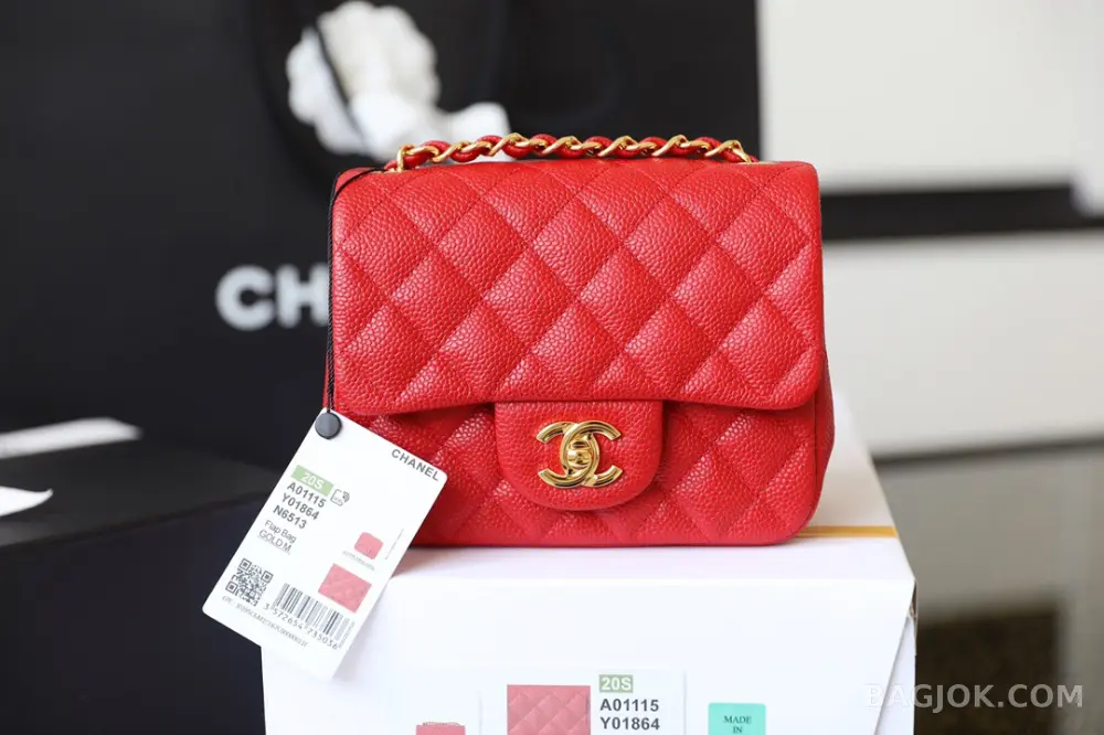 샤넬 Chanel 쁘띠삭 클래식 플랩백 캐비어 상세 이미지