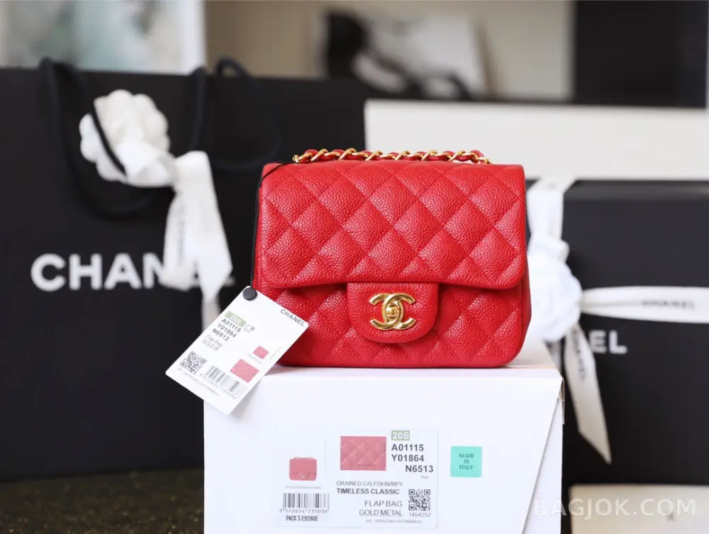 샤넬 Chanel 쁘띠삭 클래식 플랩백 캐비어 상세 이미지