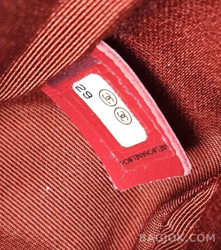 샤넬 Chanel 쁘띠삭 클래식 플랩백 캐비어 상세 이미지