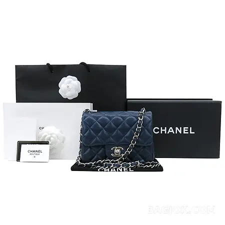 샤넬 Chanel 쁘띠삭 클래식 플랩백 캐비어 상세 이미지