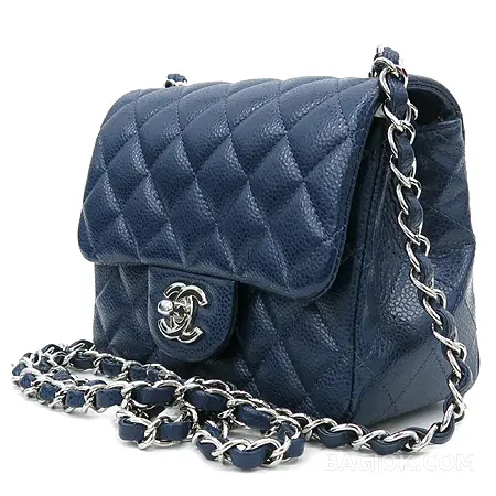 샤넬 Chanel 쁘띠삭 클래식 플랩백 캐비어 상세 이미지