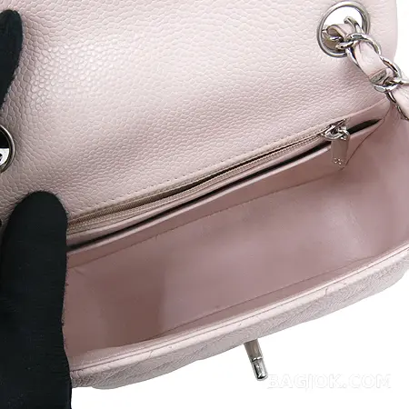 샤넬 Chanel 쁘띠삭 클래식 플랩백 캐비어 상세 이미지