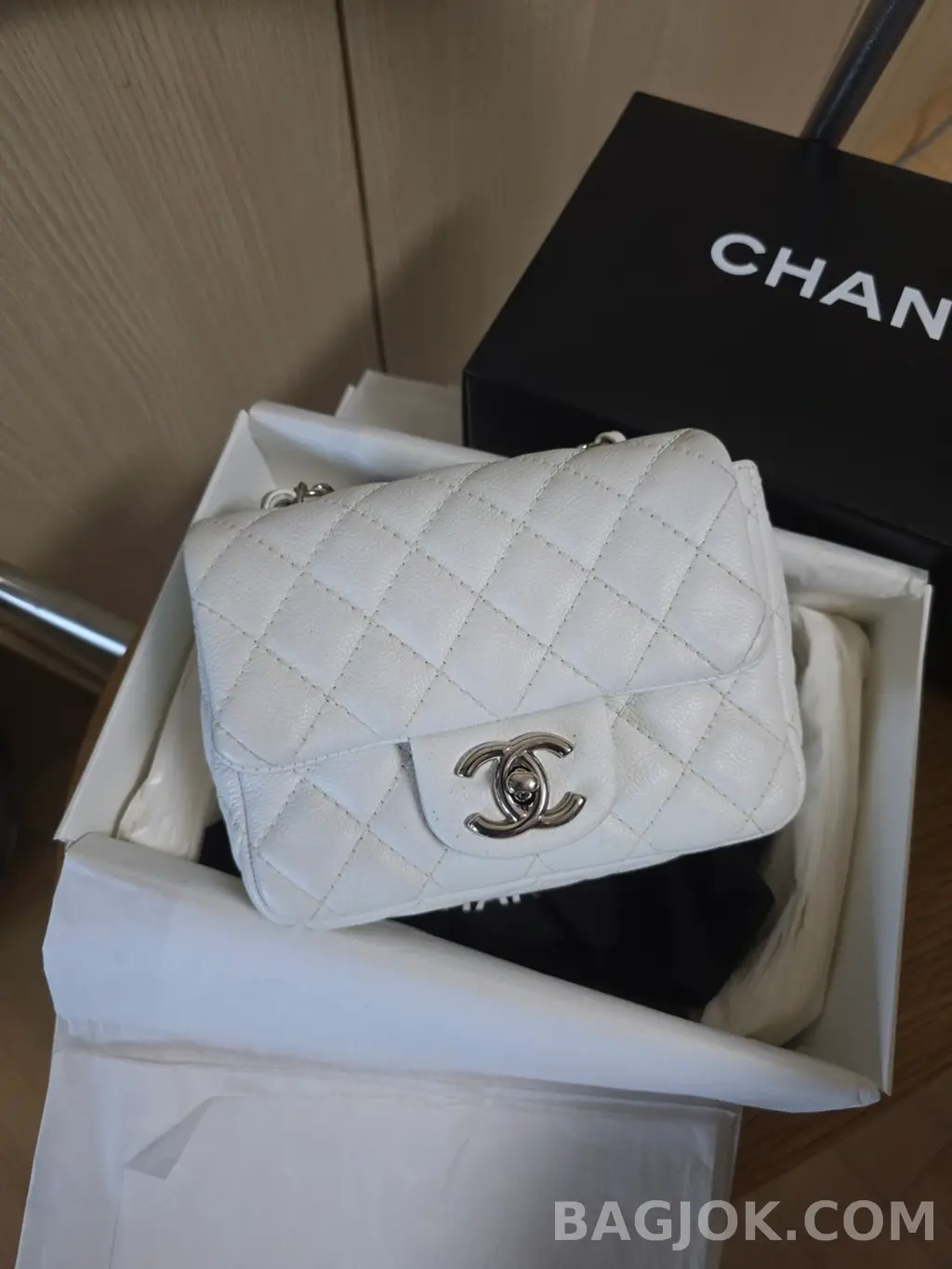 샤넬 Chanel 쁘띠삭 클래식 플랩백 캐비어 상세 이미지