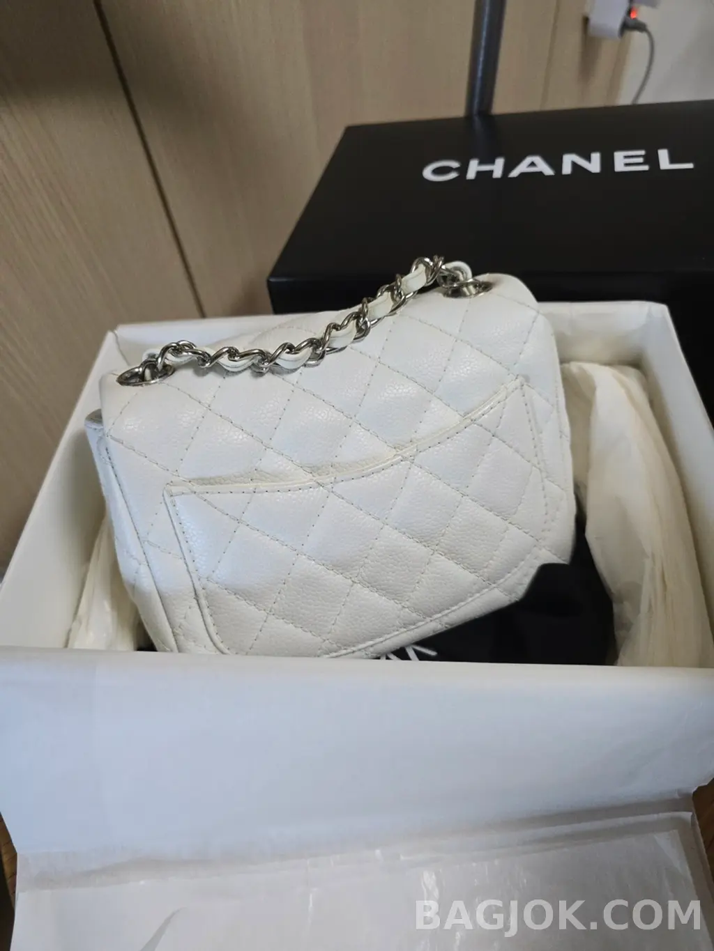 샤넬 Chanel 쁘띠삭 클래식 플랩백 캐비어 상세 이미지
