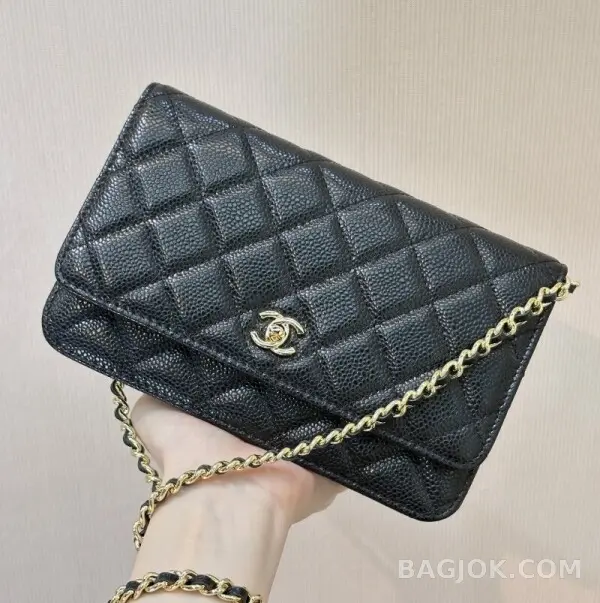 샤넬 Chanel 클래식 턴락 WOC 캐비어 상세 이미지