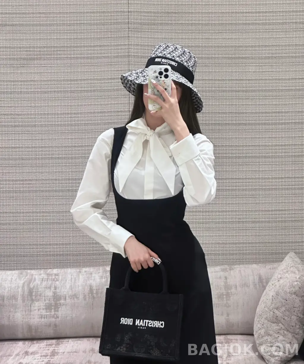 디올 디올 D-바비 하운드스투스 라지 브림 햇 상세 이미지