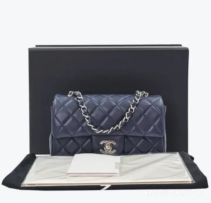 샤넬 Chanel 클래식 플랩백 뉴미니 램스킨 ver.1 상세 이미지