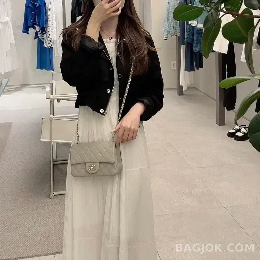 샤넬 Chanel 클래식 플랩백 뉴미니 램스킨 ver.3 상세 이미지