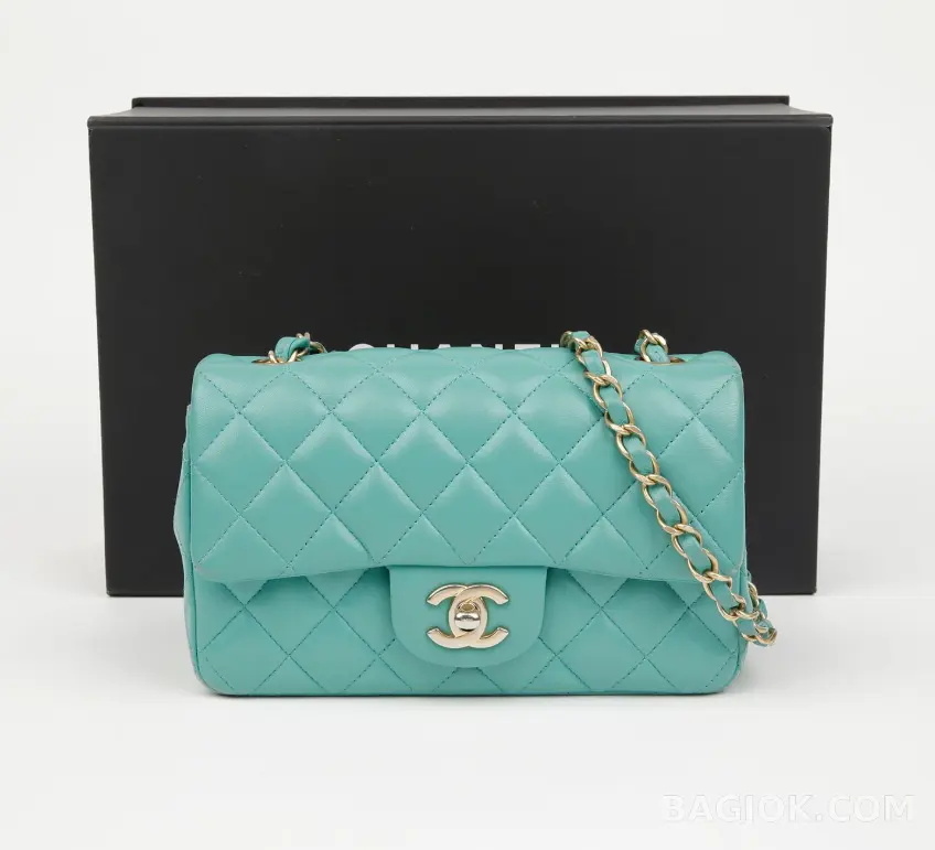 샤넬 Chanel 클래식 플랩백 뉴미니 램스킨 ver.3 상세 이미지