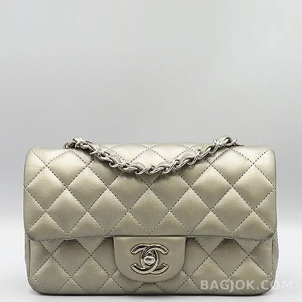 샤넬 Chanel 클래식 플랩백 뉴미니 램스킨 ver.3 상세 이미지