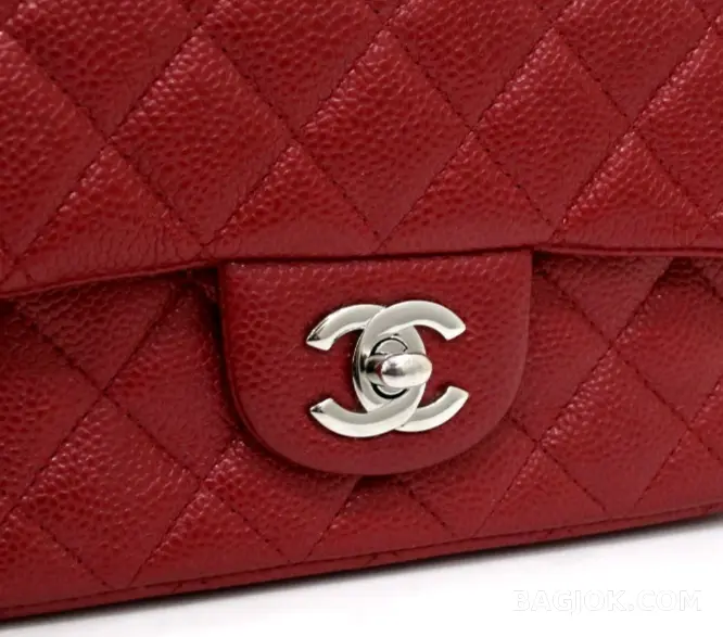 샤넬 Chanel 클래식 플랩백 뉴미니 캐비어 상세 이미지