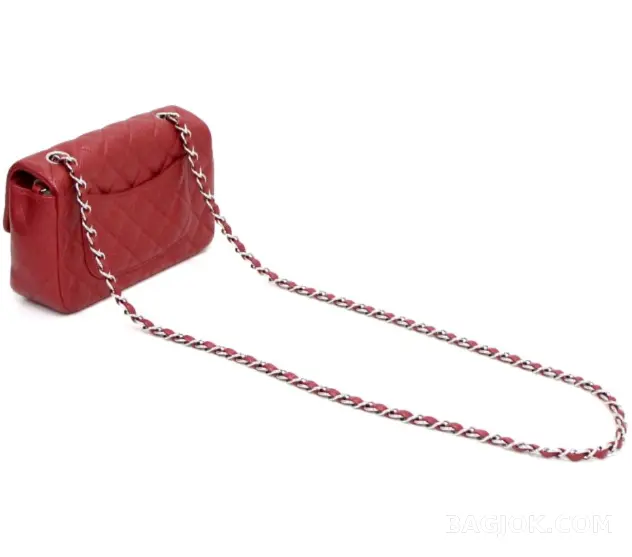 샤넬 Chanel 클래식 플랩백 뉴미니 캐비어 상세 이미지