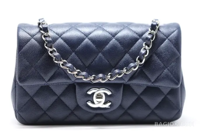샤넬 Chanel 클래식 플랩백 뉴미니 캐비어 상세 이미지