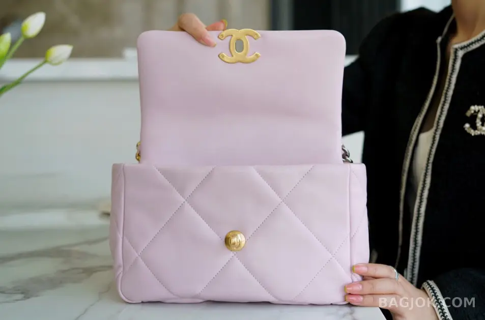 샤넬 Chanel 19백 미디움 ver.1 상세 이미지