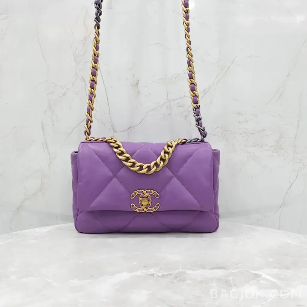 샤넬 Chanel 19백 미디움 ver.2 상세 이미지
