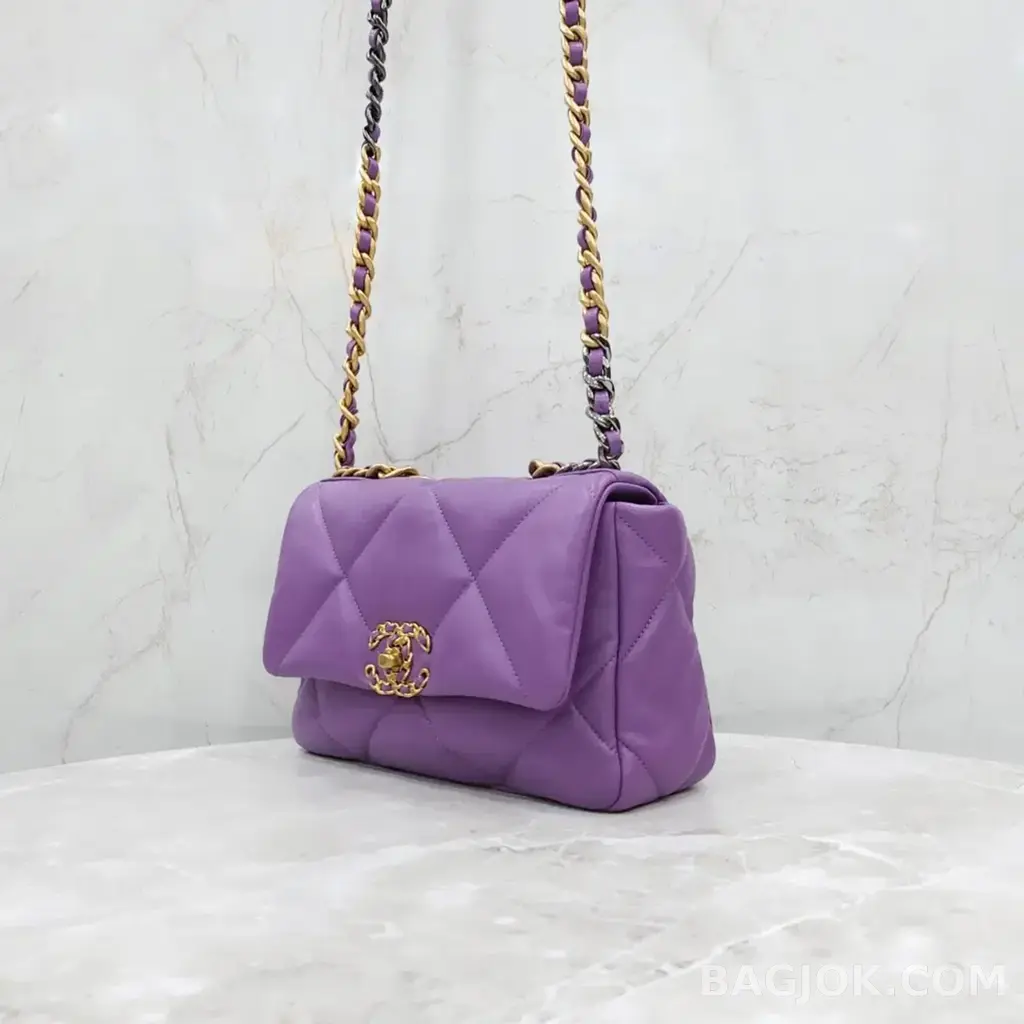 샤넬 Chanel 19백 미디움 ver.2 상세 이미지