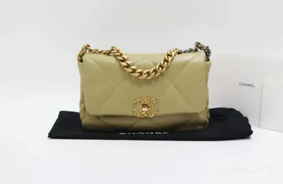 샤넬 Chanel 19백 미디움 ver.2 상세 이미지