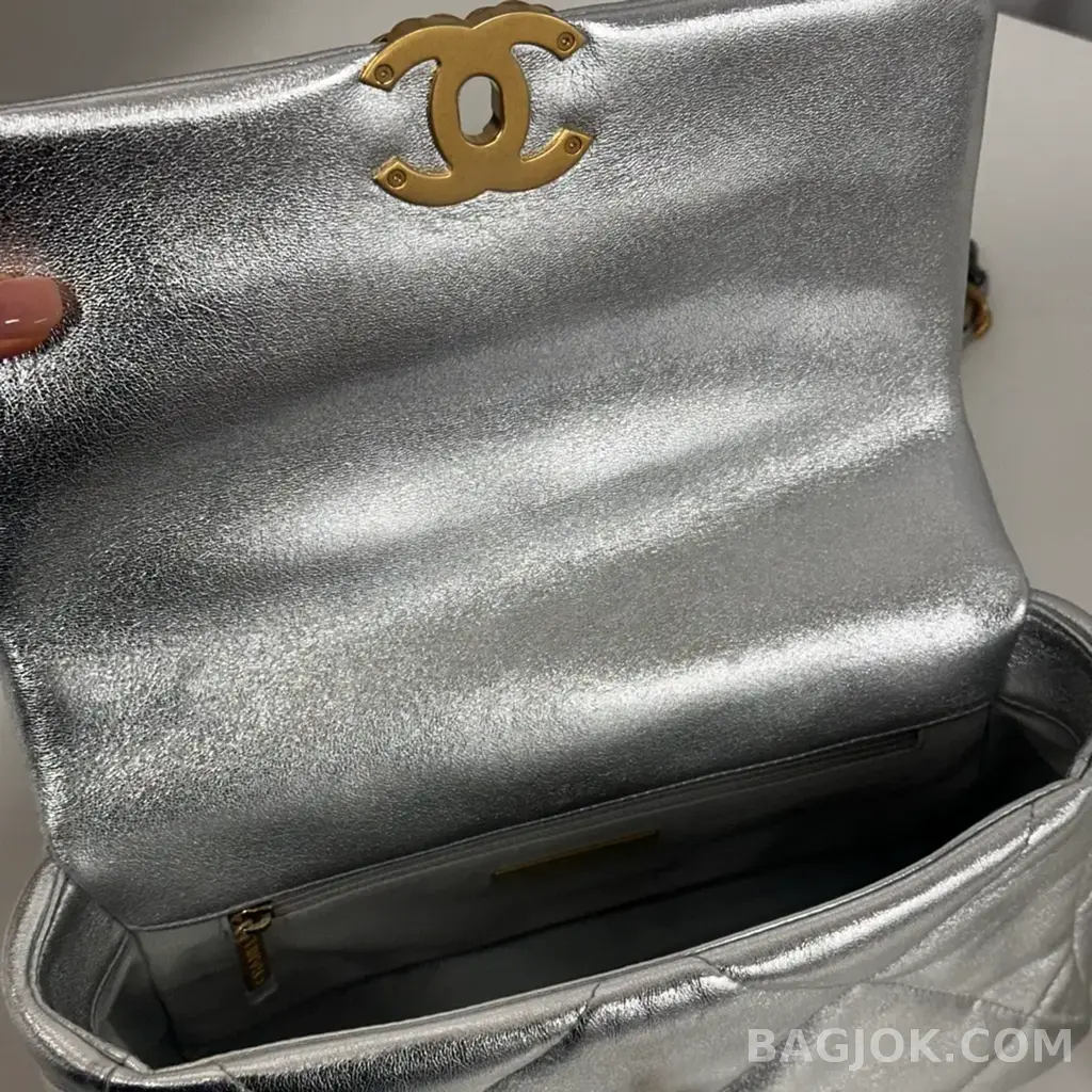 샤넬 Chanel 19백 미디움 ver.2 상세 이미지