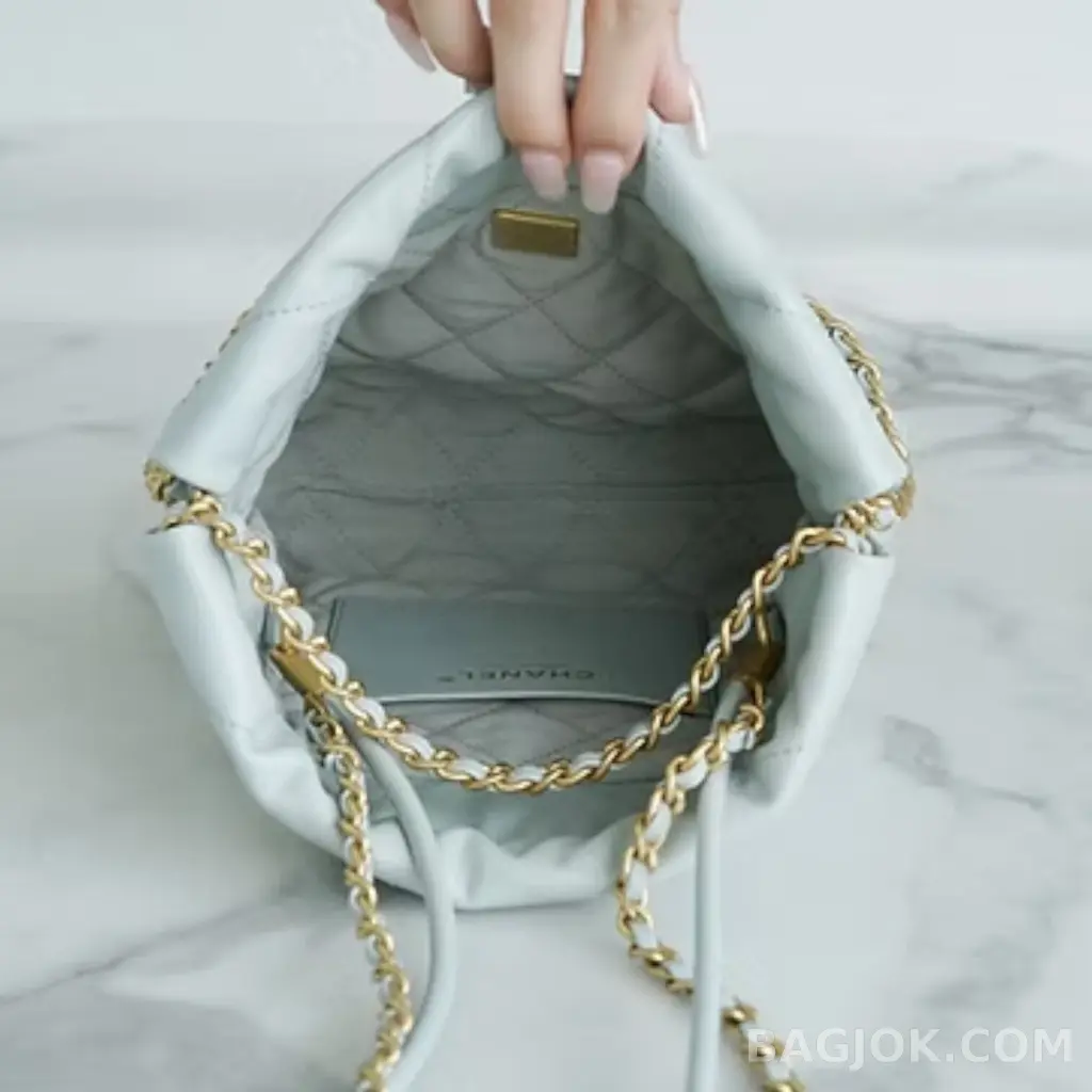 샤넬 Chanel 22백 미니 ver.2 상세 이미지