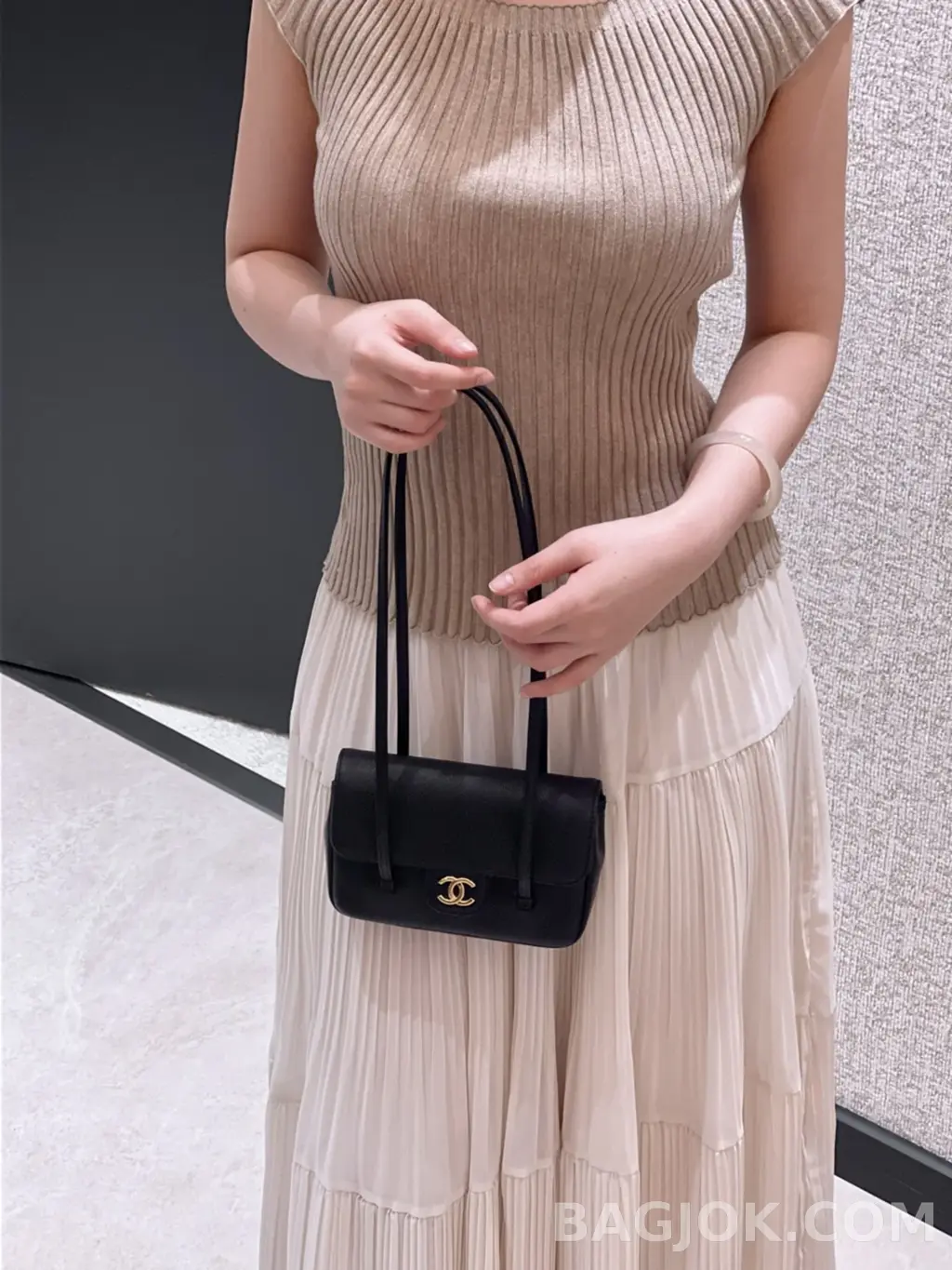 샤넬 Chanel 26SS 스트랩 클러치 미니백 상세 이미지