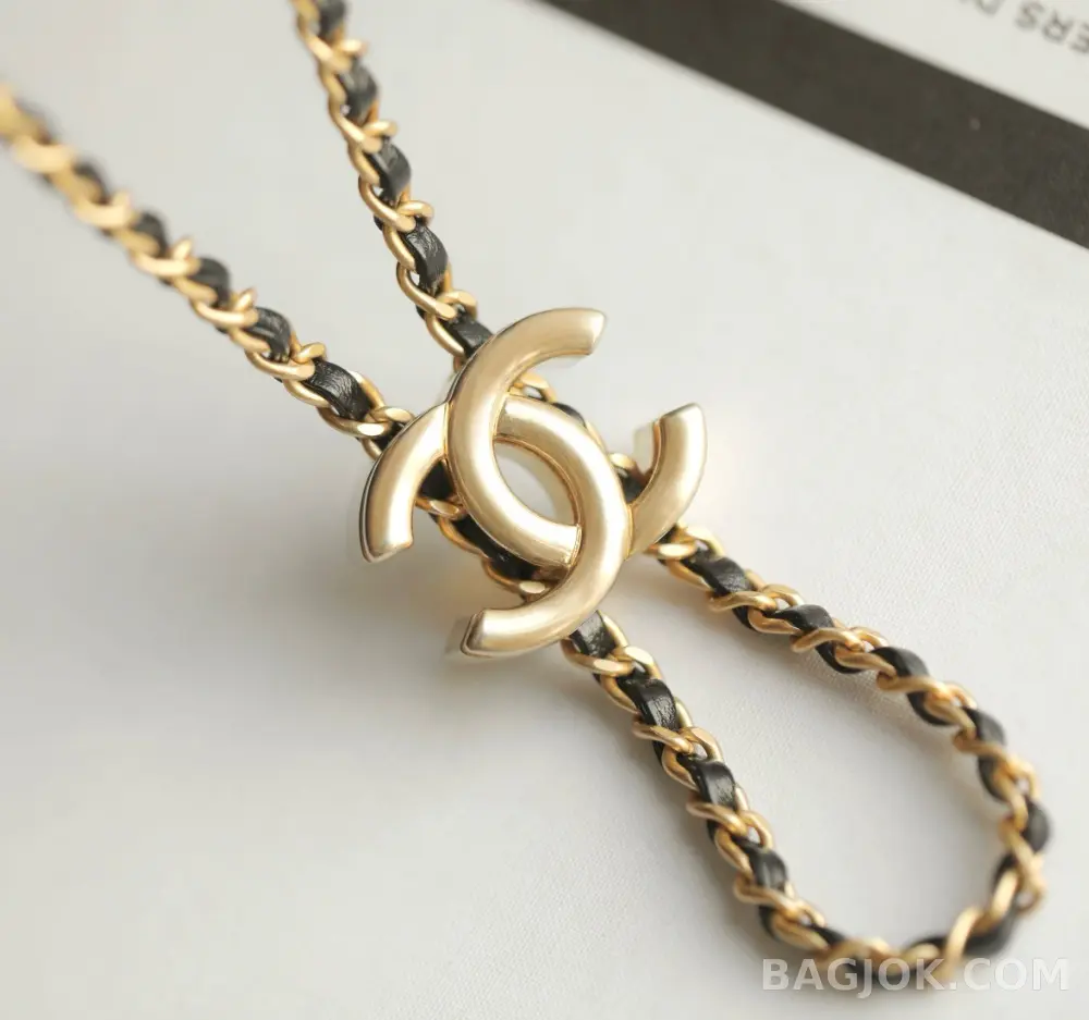 톰브라운 Chanel 25백 미디움 카프스킨 상세 이미지